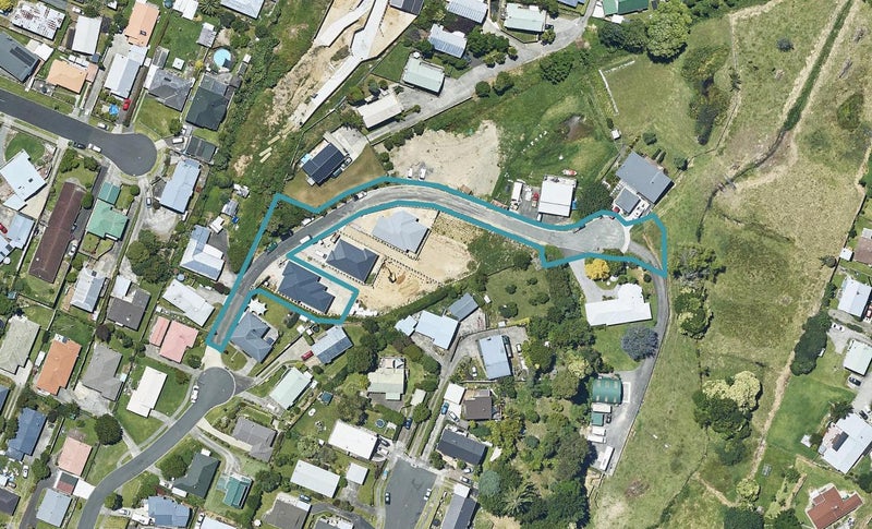 16 Dunrobbin Place, Gate Pa, Tauranga - Carousel 1