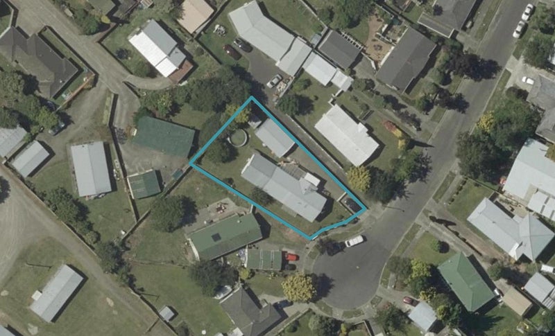 14 Capri Place, Awapuni, Palmerston North - Carousel 1
