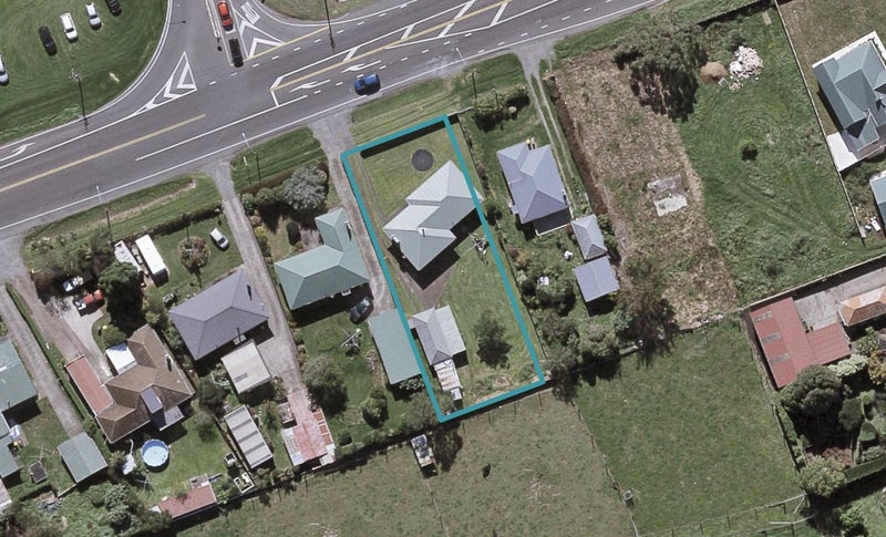 1360 Devon Road, Brixton, Waitara - Carousel 1