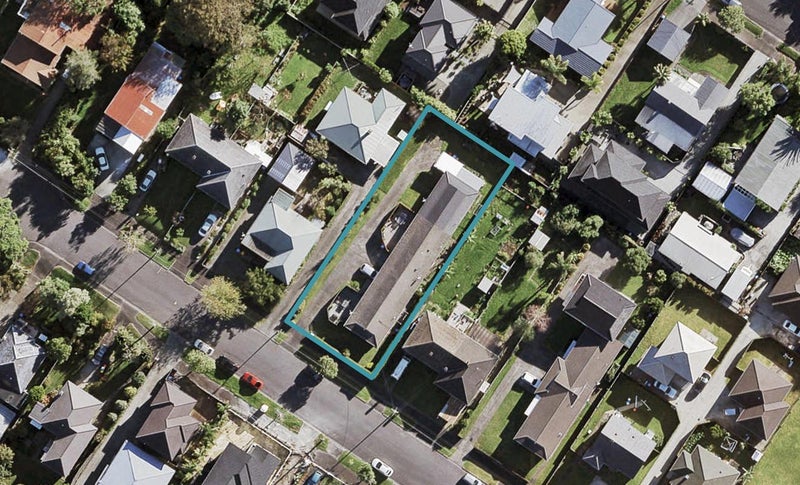 2/63 Alford Street, Waterview, Auckland - Carousel 1