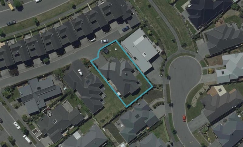 11 Yew Tree Lane, Hillmorton, Christchurch - Carousel 1