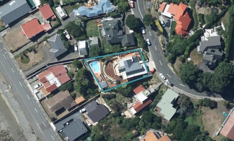 123 Motuhara Road, Plimmerton, Porirua - Carousel 1