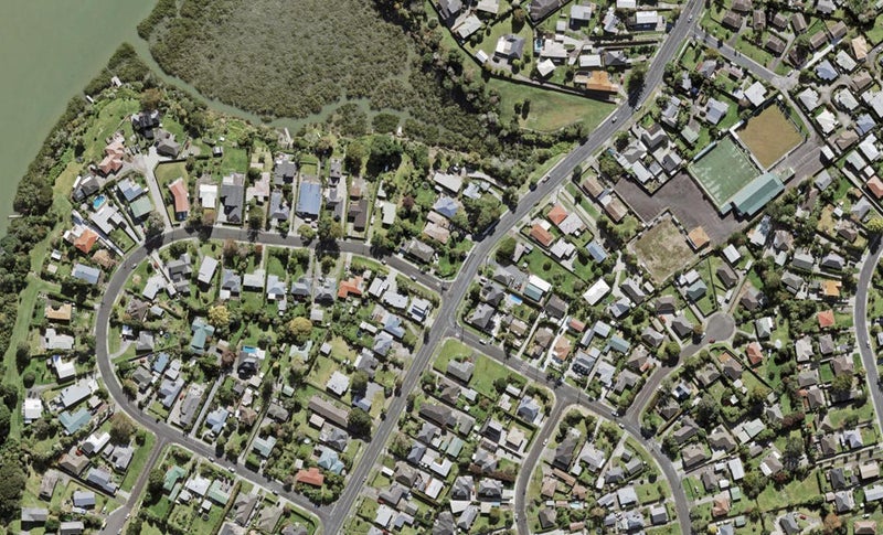 60 Renata Crescent, Te Atatū Peninsula, Auckland - Carousel 1