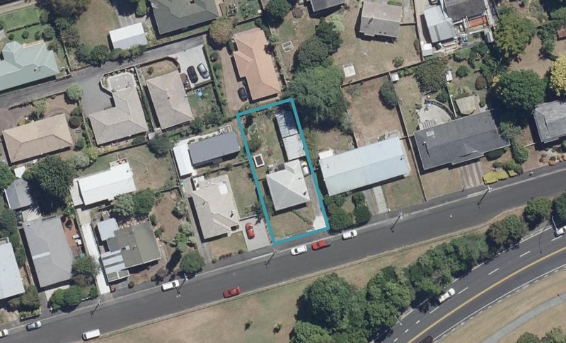 19 Sillary Street, Hamilton East, Hamilton - Carousel 1
