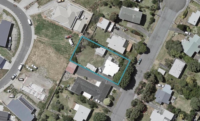 9 Mahoe Street, Otaki Beach, Otaki - Carousel 1