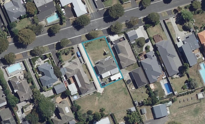 20 Strowan Avenue, Fairfield, Hamilton - Carousel 1