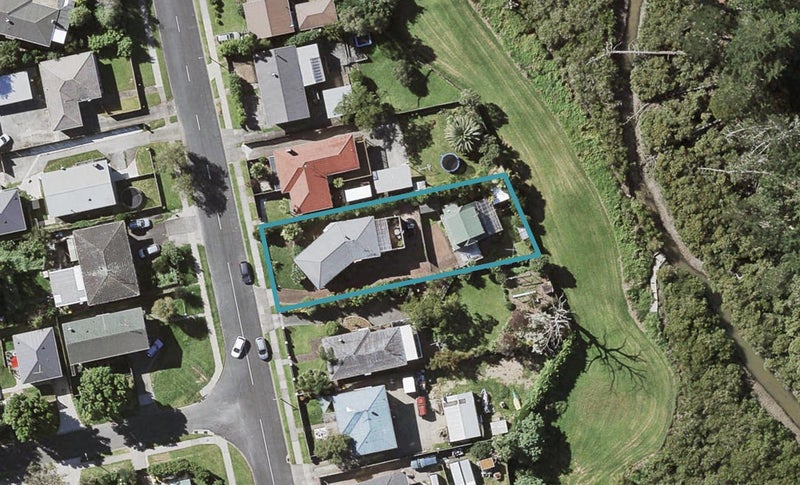 2/72 Ennis Avenue, Pakuranga Heights, Auckland - Carousel 1