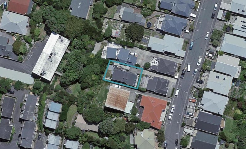46A Overtoun Terrace, Hataitai, Wellington - Carousel 1