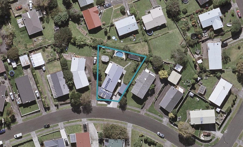 45 Trelawney Crescent, Westown, New Plymouth - Carousel 1