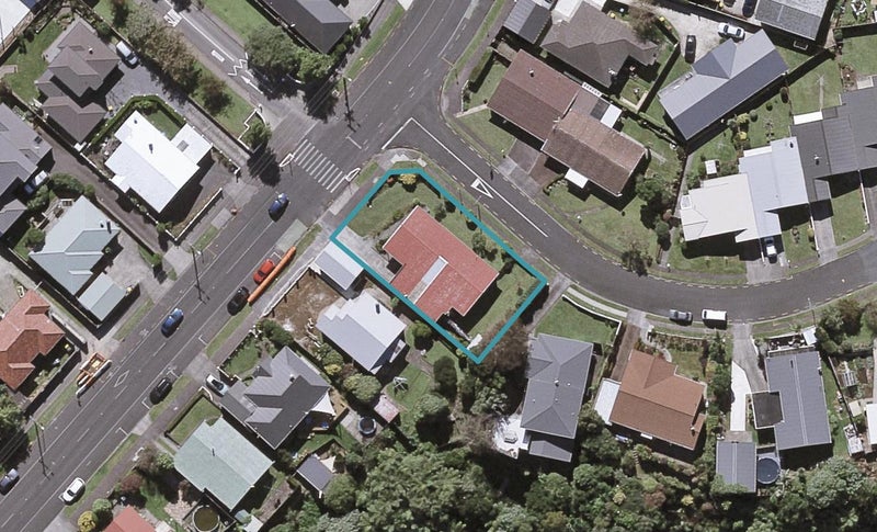 2 Evelyn Place, Welbourn, New Plymouth - Carousel 1