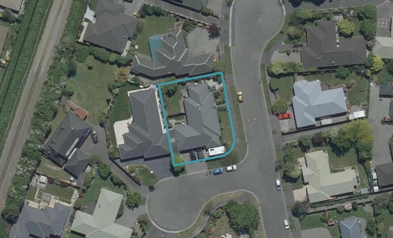 23 Farnswood Place, Redwood, Christchurch - Carousel 1