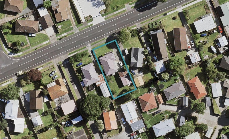 52 Burundi Avenue, Clendon Park, Auckland - Carousel 1