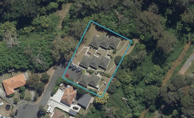 4/22 Stokes Crescent, Maeroa, Hamilton - Carousel 1
