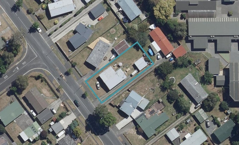 12 Holmes Street, Nawton, Hamilton - Carousel 1