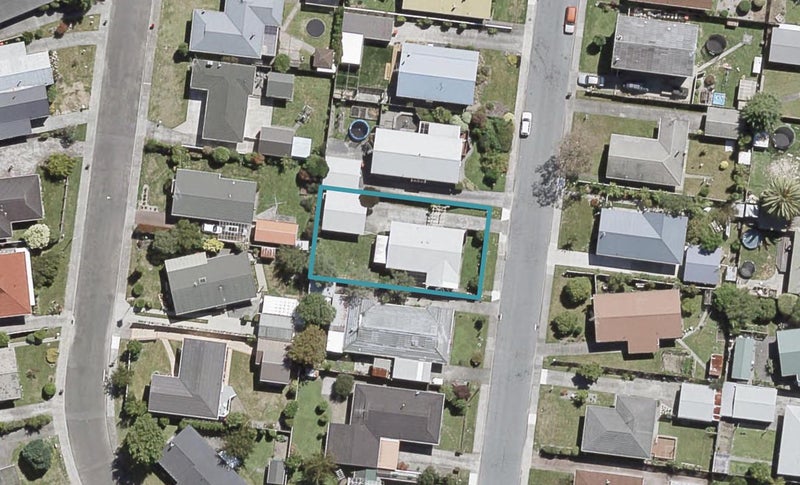 15 Shanly Street, Brown Owl, Upper Hutt - Carousel 1
