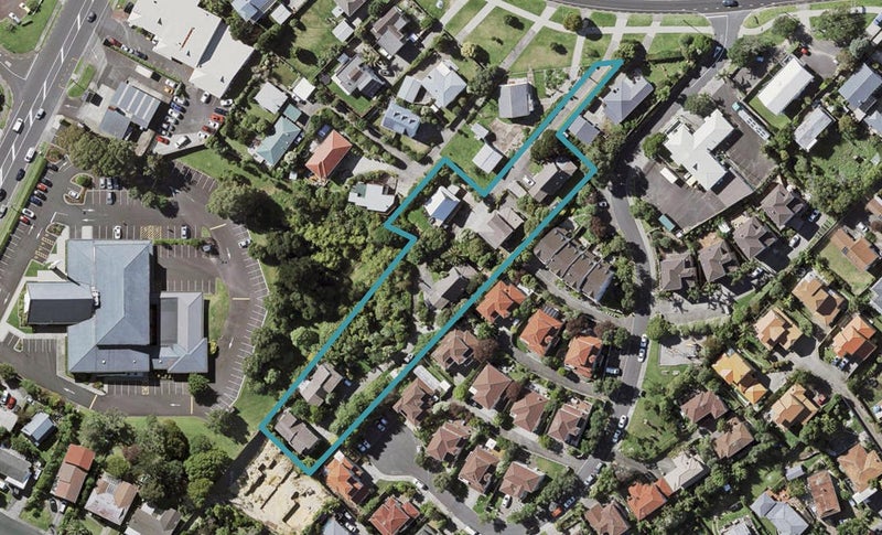 1/406 East Coast Road, Sunnynook, Auckland - Carousel 1