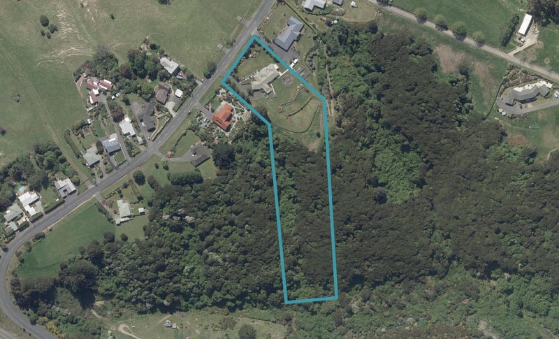 36 Chain Hills Road, Chain Hills, Dunedin - Carousel 1