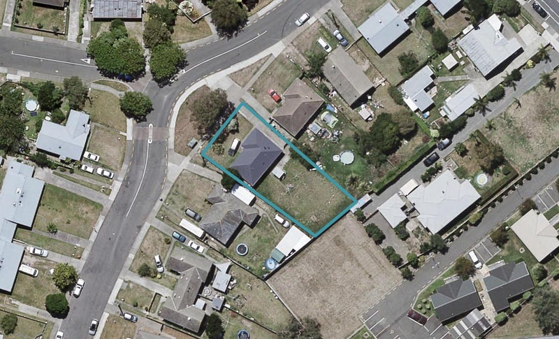 308 Lowe Street, Camberley, Hastings - Carousel 1