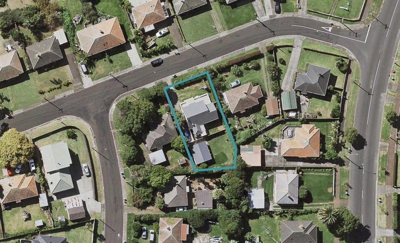 42 Oran Road, Panmure, Auckland - Carousel 1