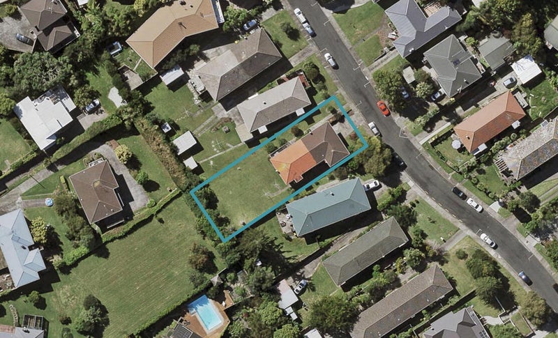 1/5 Margaret Place, Milford, Auckland - Carousel 1
