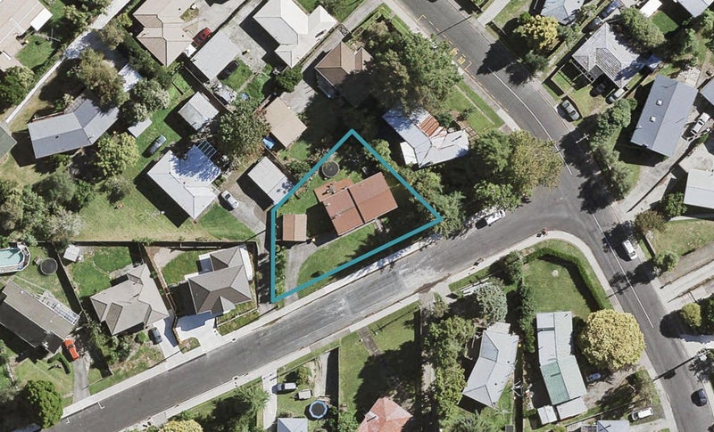 28 Tasman Drive, Opaheke, Papakura - Carousel 1