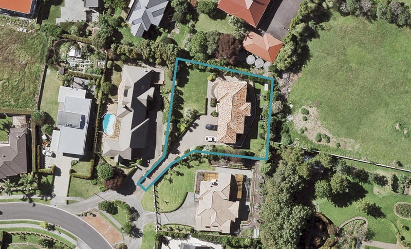 10 Drumquin Rise, Dannemora, Auckland - Carousel 1