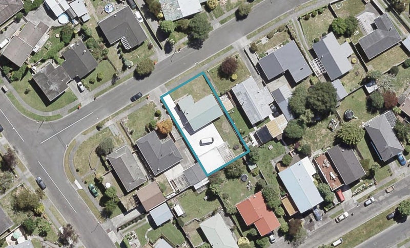 6 Fremont Grove, Totara Park, Upper Hutt - Carousel 1