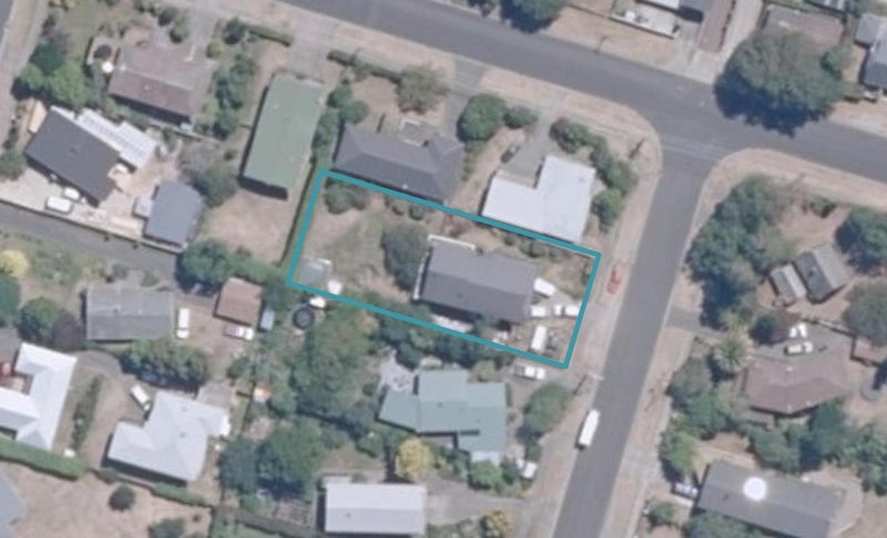 3 Frederick Street, Two Mile Bay, Taupo - Carousel 1