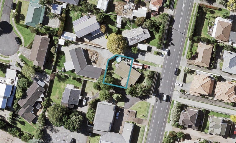 243B Bucklands Beach Road, Bucklands Beach, Auckland - Carousel 1