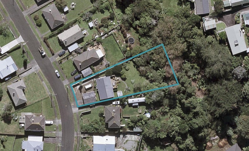 36 Banks Street, Marfell, New Plymouth - Carousel 1
