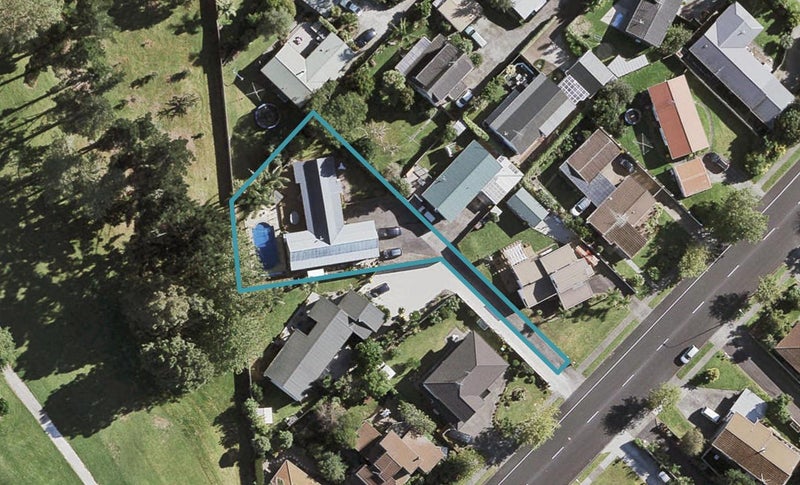 25 Carnoustie Drive, Wattle Downs, Auckland - Carousel 1