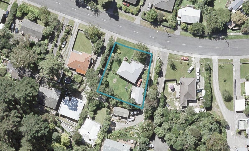 16 Hine Road, Wainuiomata, Lower Hutt - Carousel 1