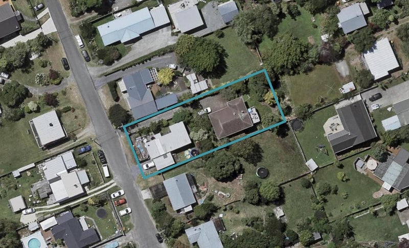 17 Ruru Road, Otaihanga, Paraparaumu - Carousel 1