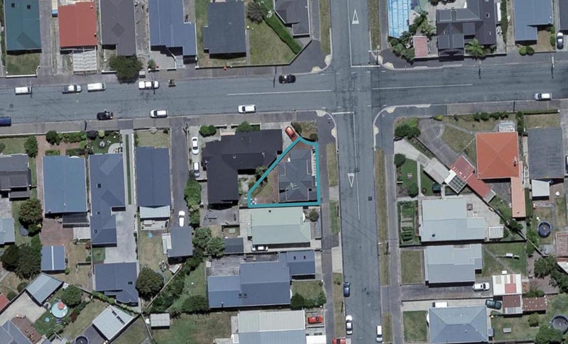 13A Ellesmere Avenue, Miramar, Wellington - Carousel 1