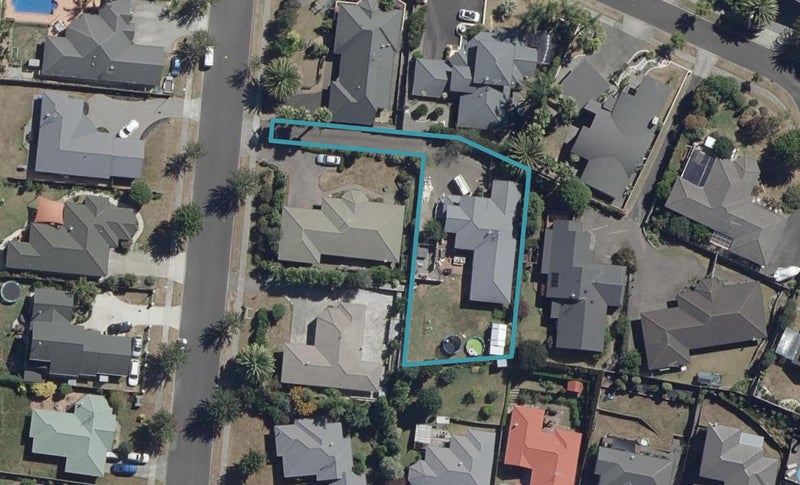 279 Grandview Road, Western Heights, Hamilton - Carousel 1