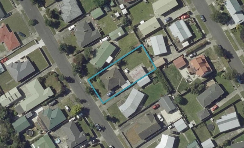 39 Anakiwa Street, Kelvin Grove, Palmerston North - Carousel 1