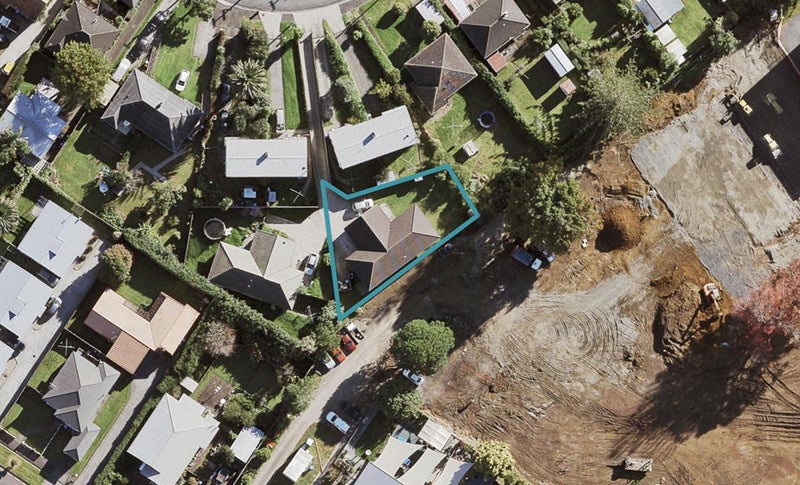18A Daventry Street, Waterview, Auckland - Carousel 1