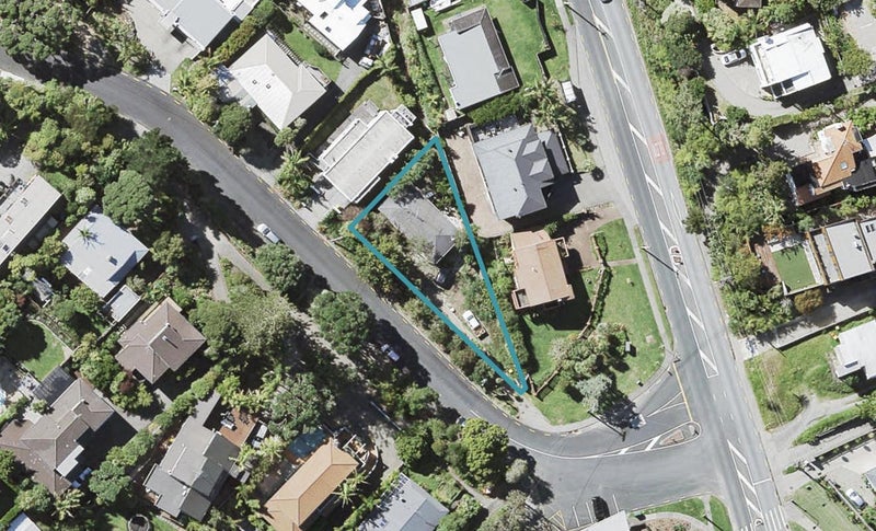 116 Castor Bay Road, Castor Bay, Auckland - Carousel 1