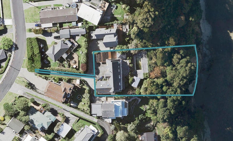 111C Pah Road, Cockle Bay, Auckland - Carousel 1
