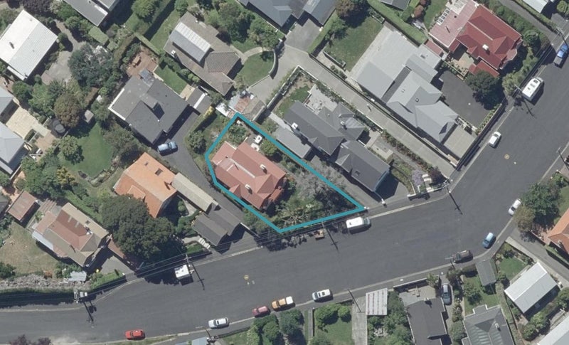 22 Prestwick Street, Maori Hill, Dunedin - Carousel 1