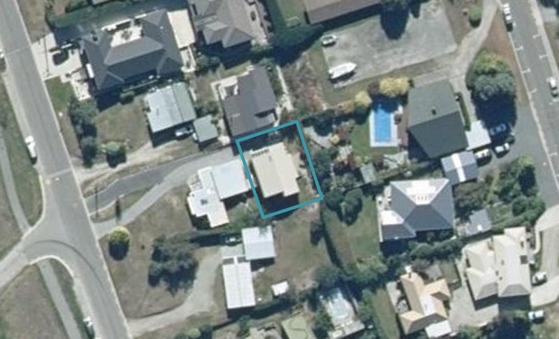 42B Lake Avenue, Frankton, Queenstown - Carousel 1