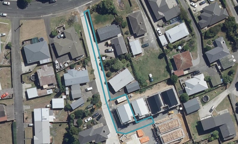 1/98 Dinsdale Road, Dinsdale, Hamilton - Carousel 1