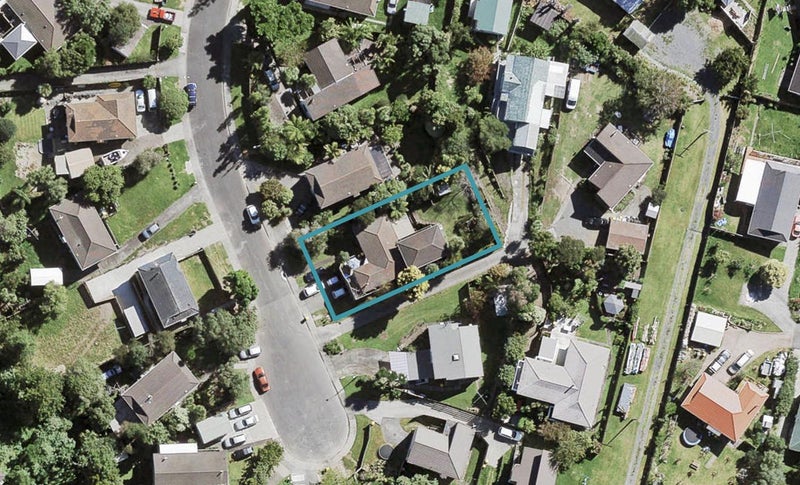 18 Adam Sunde Place, Glen Eden, Auckland - Carousel 1