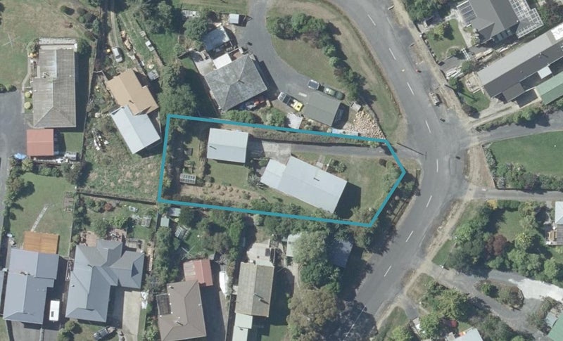 4 Hare Road, Ocean View, Dunedin - Carousel 1