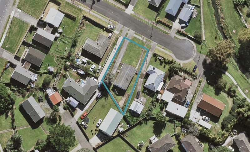 7 Hinau Road, Mangere Bridge, Auckland - Carousel 1
