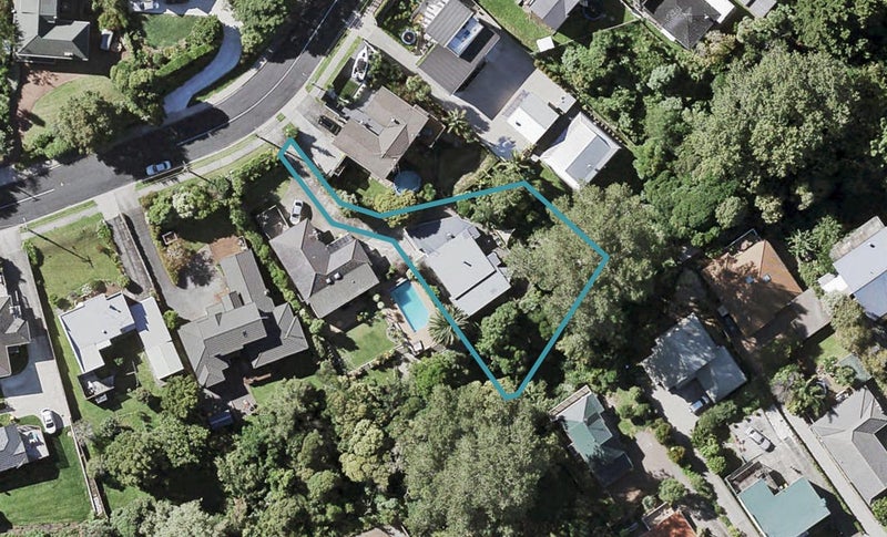 21 Glenfern Road, Mellons Bay, Auckland - Carousel 1