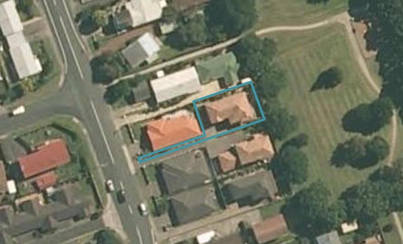 169 Centreway Road, Orewa, Orewa - Carousel 1