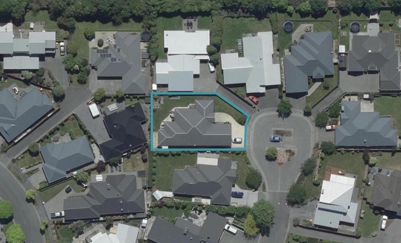 7 Wildhawk Place, Shirley, Christchurch - Carousel 1