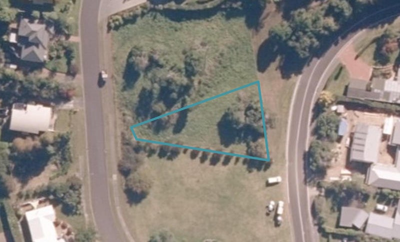 904 Acacia Bay Road, ACACIA BAY, TAUPO - Carousel 1