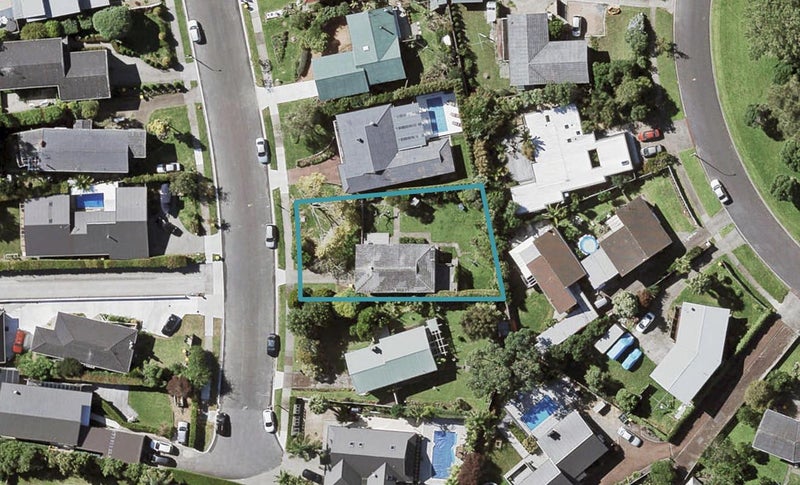 12 Janet Street, Sunnyhills, Auckland - Carousel 1